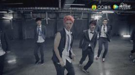 妈妈报警、六六道歉、资本弃子，到底谁令吴亦凡一步步跌落神坛？