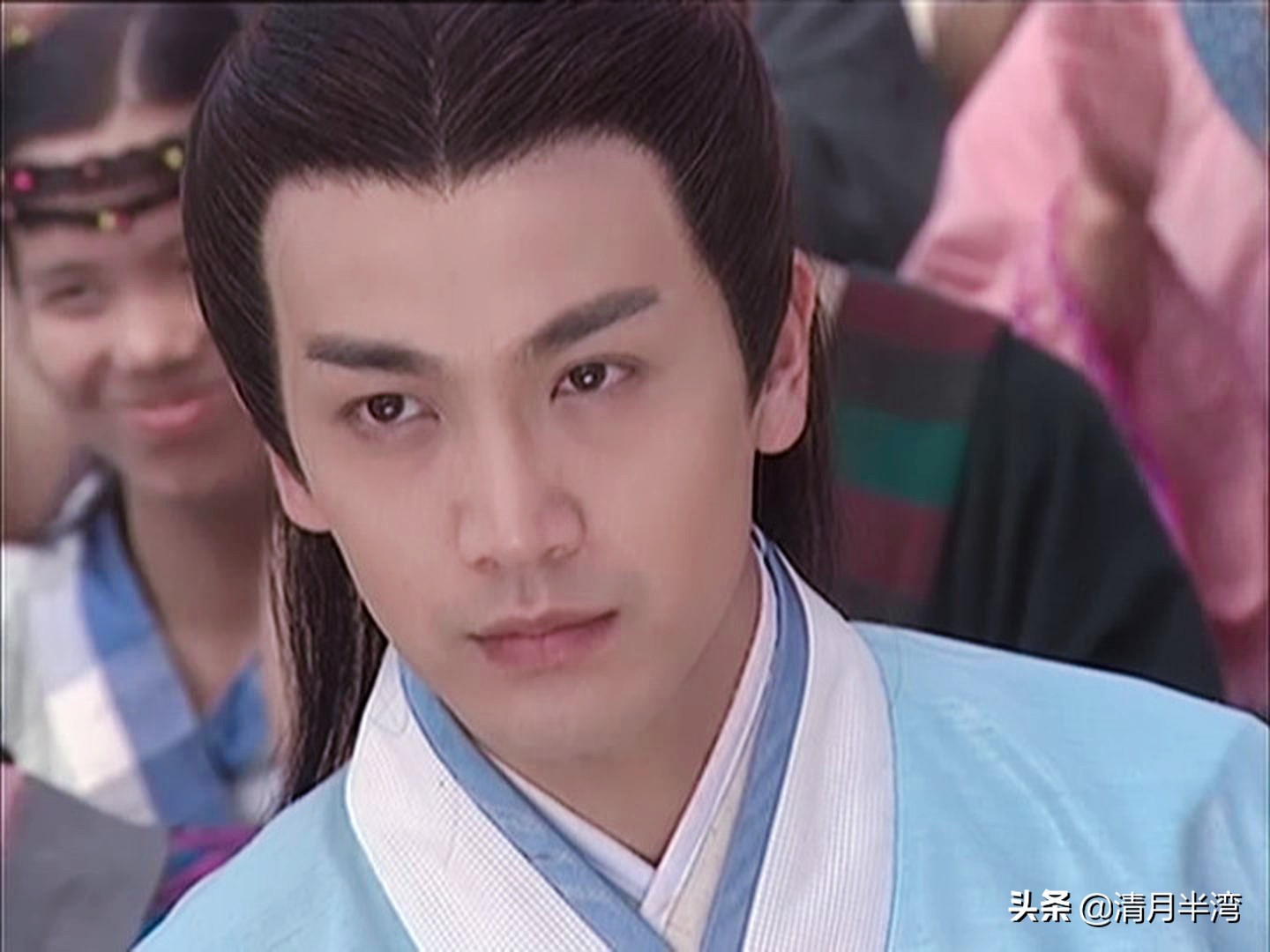 丑人不要再祸害古装了！能上*男美**榜的，只服这9位，个个剑眉星目