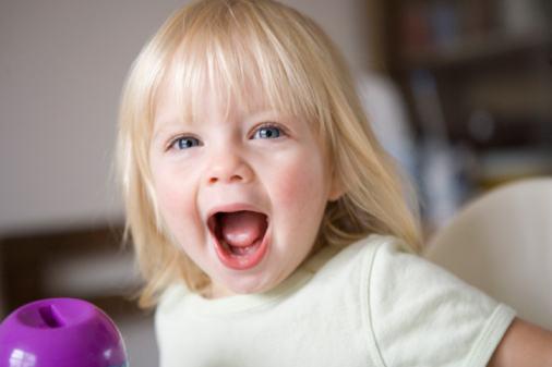 给宝宝补钙吃什么样的补钙产品,补钙只靠食补合理吗