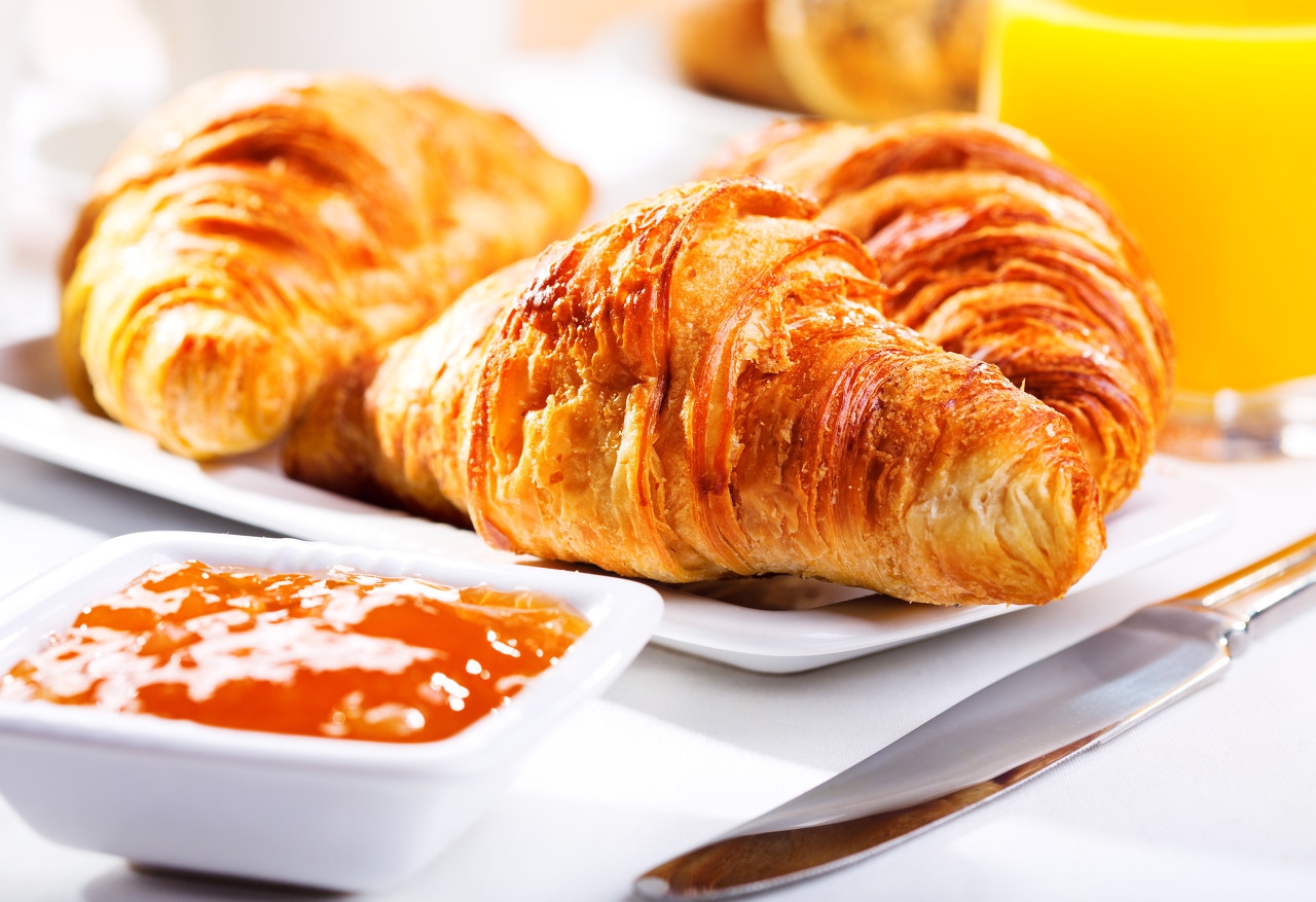 烤面包肉松卷烤箱温度时间,烤面包胚烤箱温度和时间