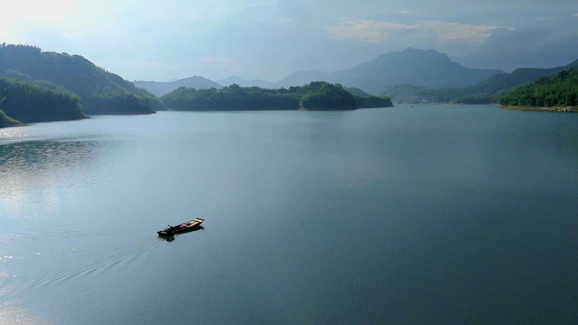 魂牵梦绕的地方是家乡完整版,魂牵梦绕的地方