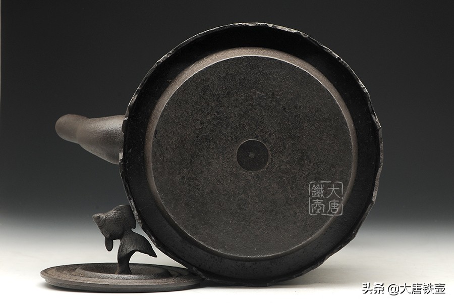 国产铁壶与日本铁壶,如何鉴别日本铁壶优劣