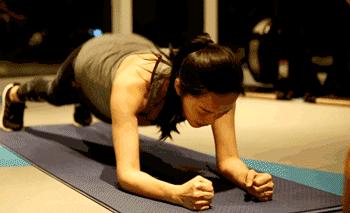 明星怀孕孕肚变化,哪个明星怀孕还有马甲线