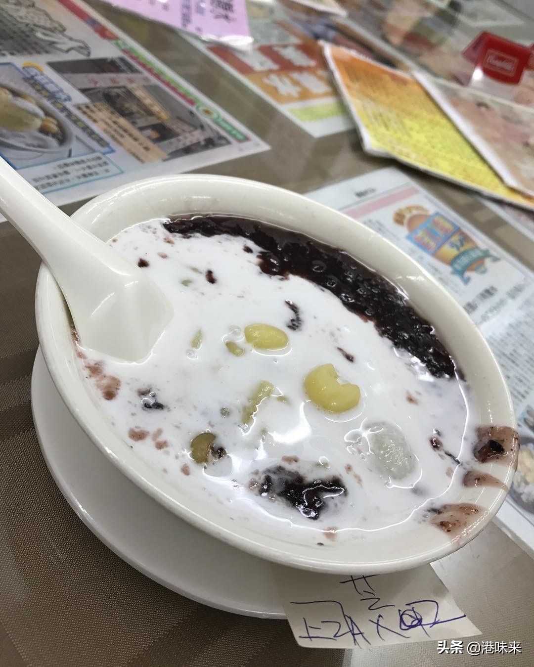 潮州佬香港打拼,传承狮子山精神变身糖水大王,蔡澜和发哥都捧场