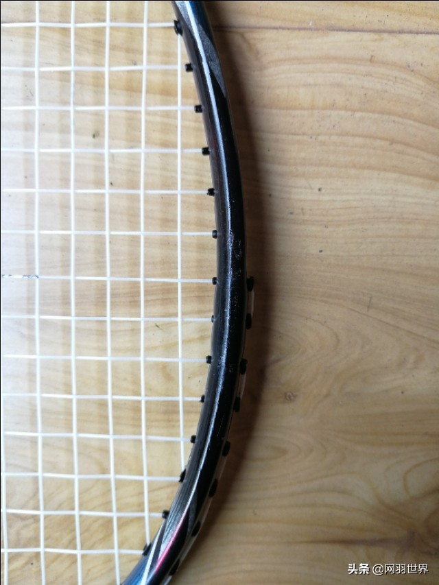 羽毛球拍线断了怎么修教程视频,碳纤维羽毛球拍断了有必要修复