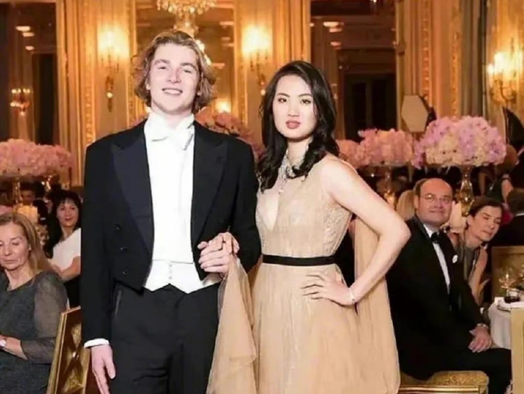 为什么大家只喜欢姐姐不喜欢我,为什么只喜欢姐姐不喜欢妹妹