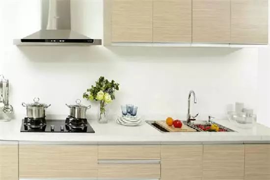 橱柜台面用什么材质比较好打理,橱柜台面用钢化玻璃材质好吗