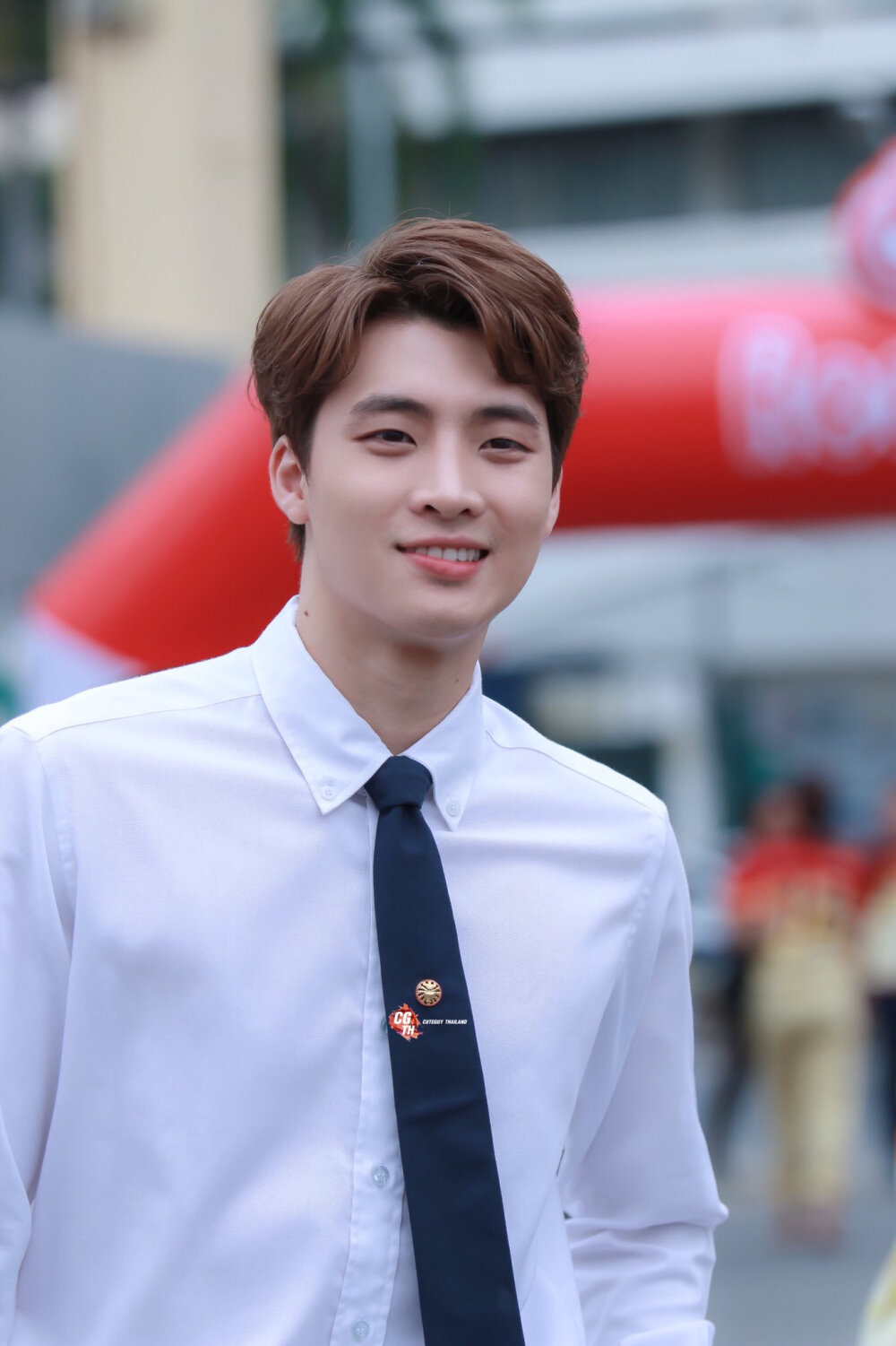 他泰韩系少年:关大爷洪34典型代表包包酷爱韩风穿搭