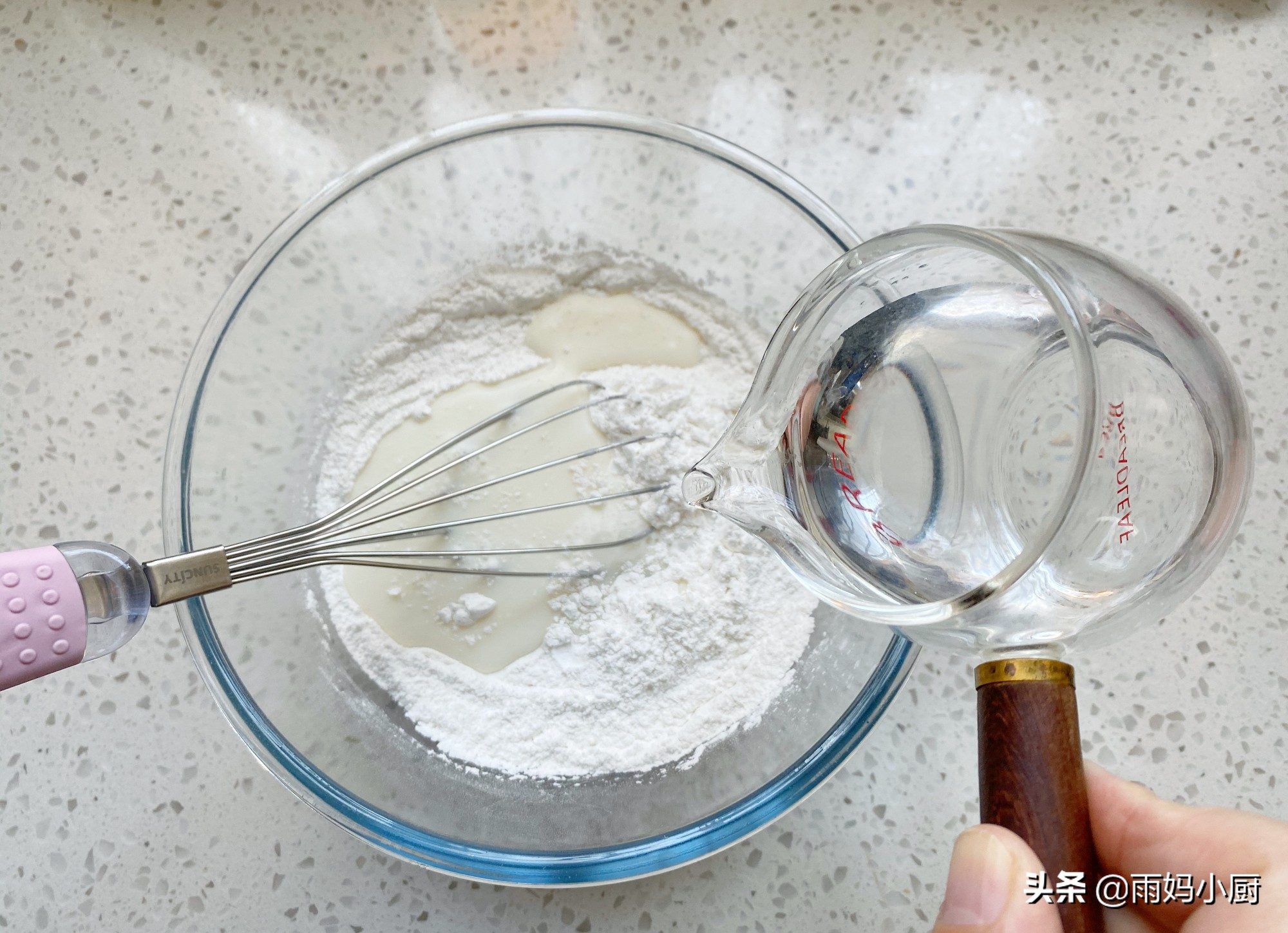 教你制作米糕鲜软香甜孩子最爱,500克大米粉做米糕要怎么配水和糖