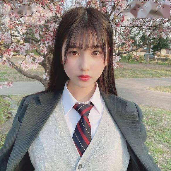 森嶋杏和奥由衣,两位美得看一眼就忘不了的美女专访