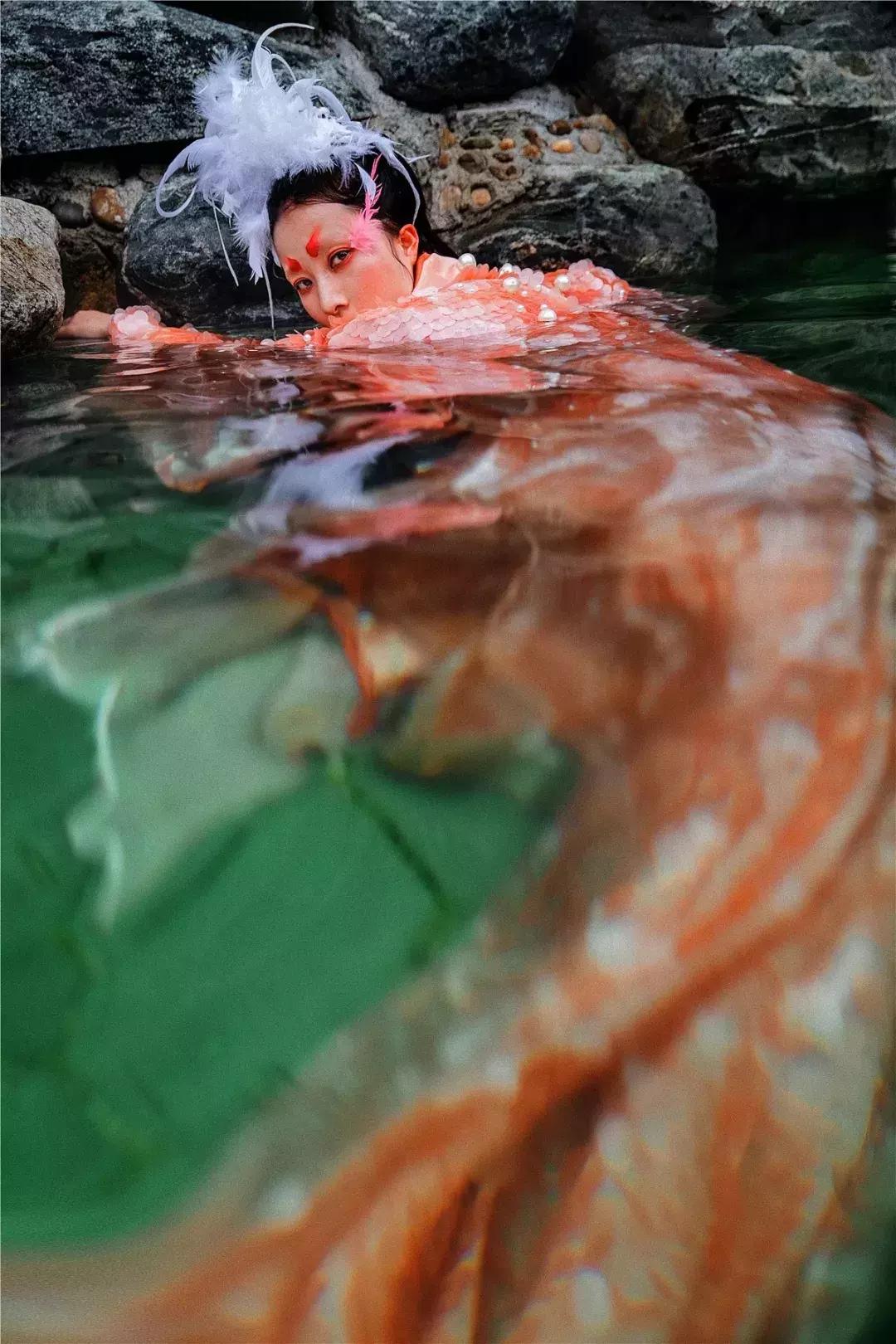 90后女孩拍稀有动物,90后女孩拍视频200万