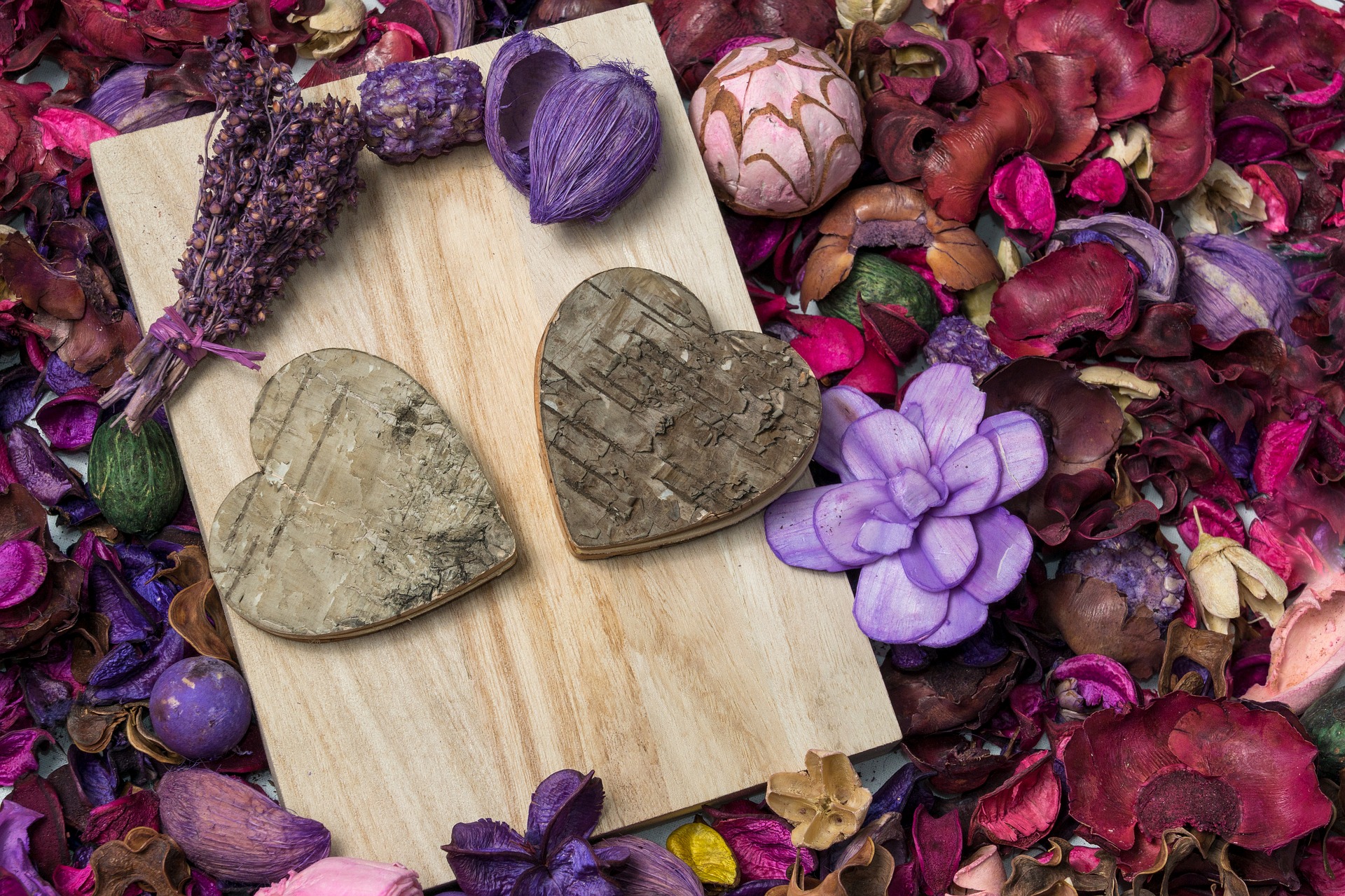 过得不好还不分手的人怎么想的,过得不幸福该不该离婚