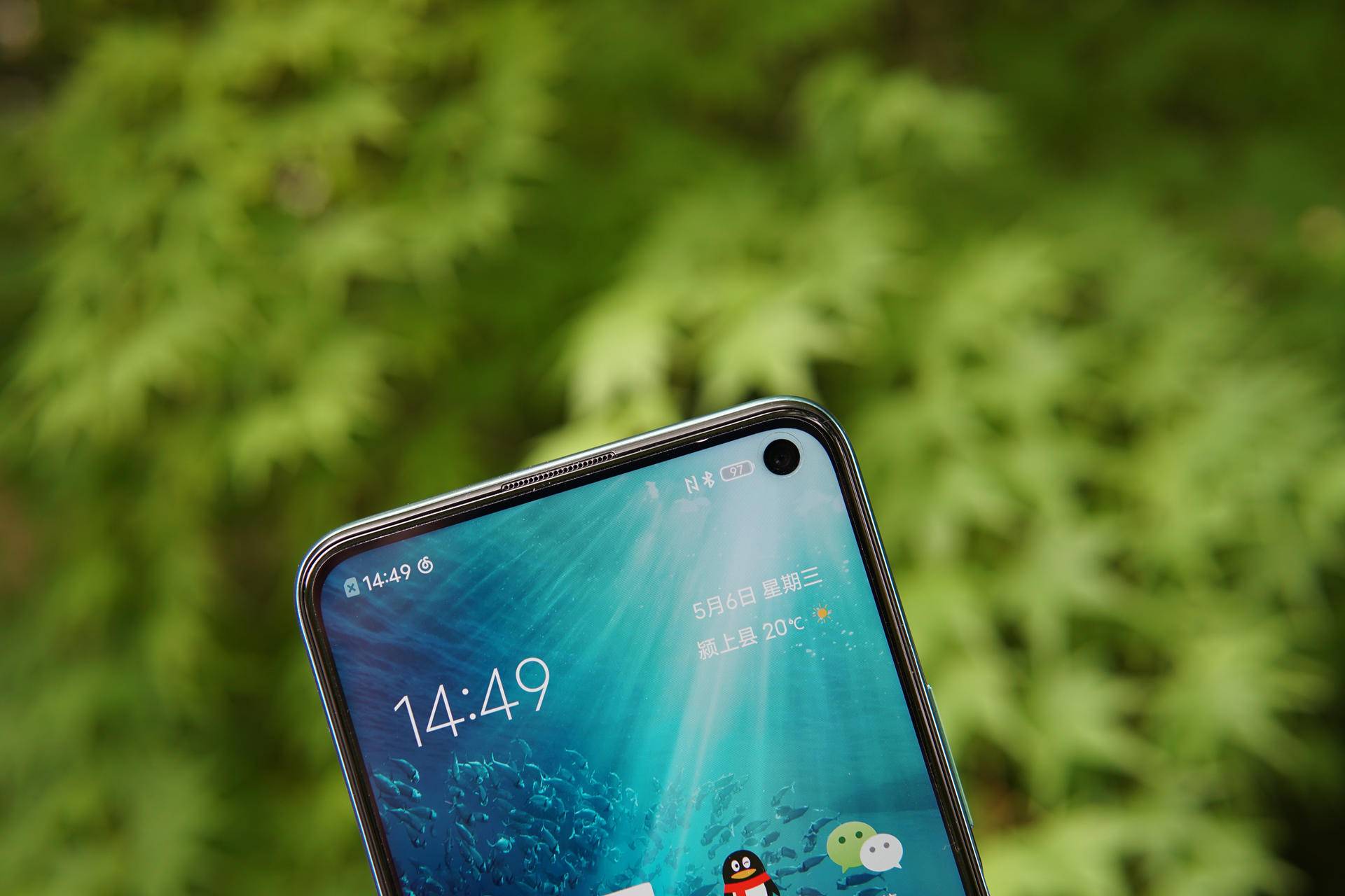 iQOONeo3是一款适合年轻人使用的手机,iQOONeo3评测