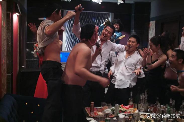 韩国悬疑烧脑电影排行榜前十名,韩国近十年来最烧脑的悬疑片之一