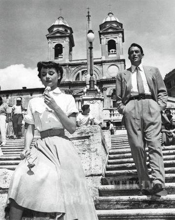 白衬衣搭开衫怎么穿出高级感,白衬衣领带也可以穿出高级感