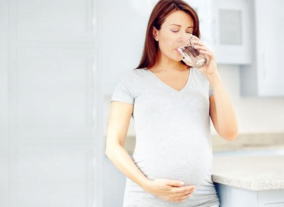 夏天孕妇特别想吃雪糕,孕妈吃雪糕胎儿会是什么感觉