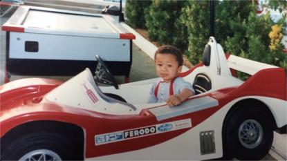 玩赛车、当赛车手真有这么贵吗？他们花2000块做到了