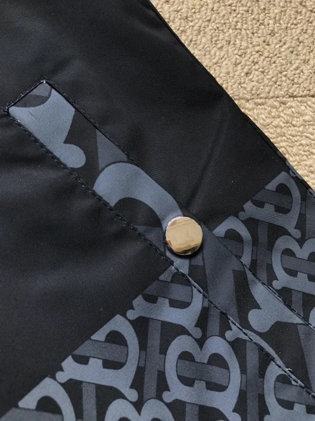 巴宝莉双面夹克外套男穿搭,厦门巴宝莉双面夹克