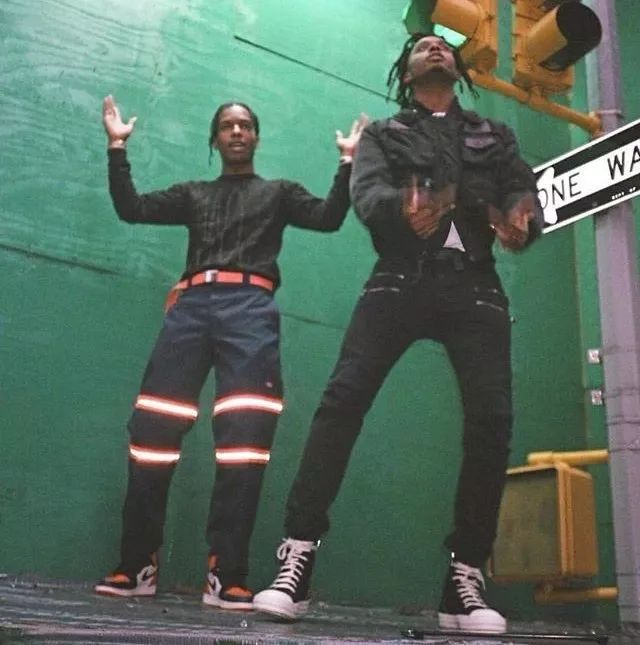 「很潮-OFFWAY」给你30万,是买archive还是hype?