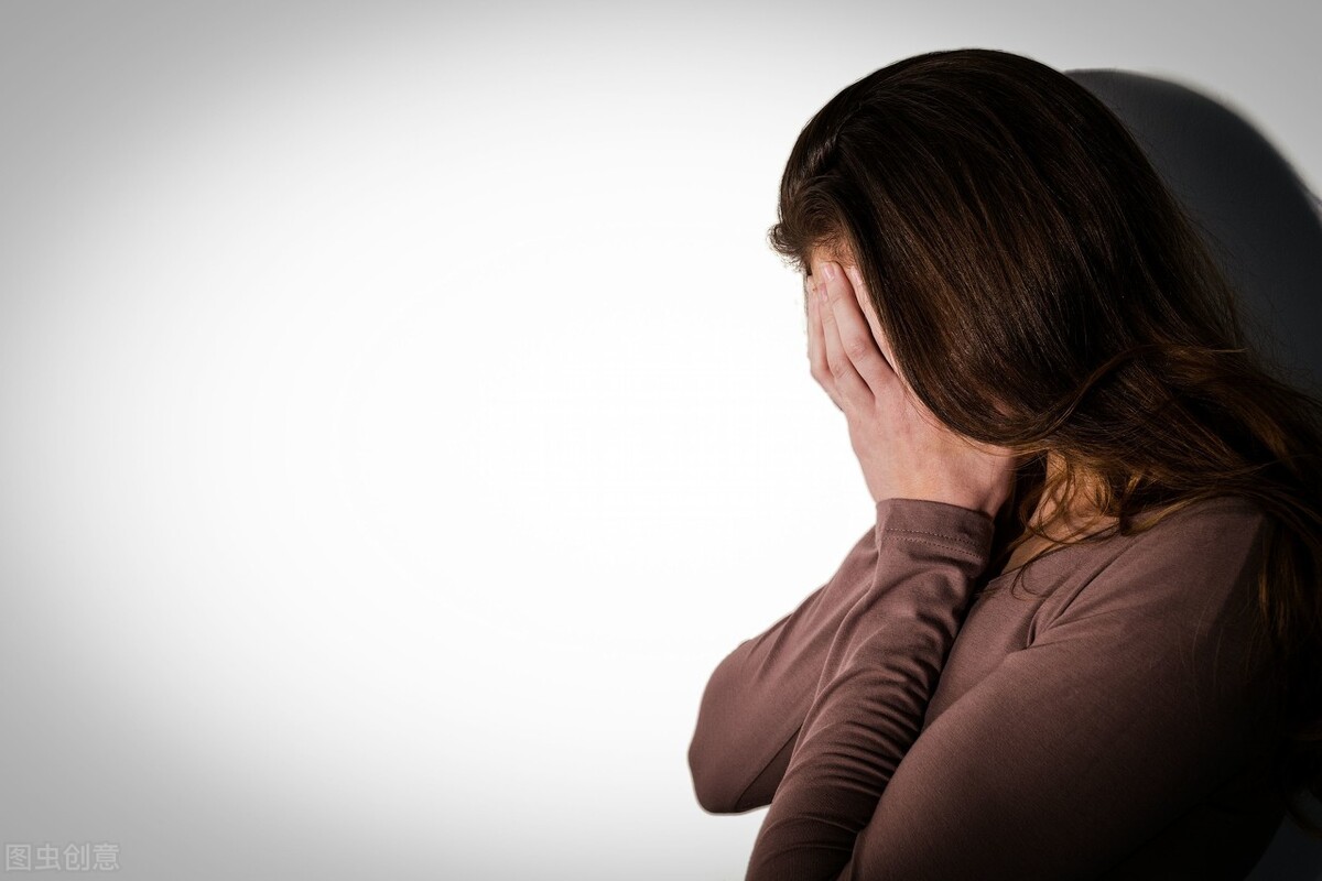 宫颈糜烂怎么还有人治？4个忽悠人的理由，欺骗了做检查的女人