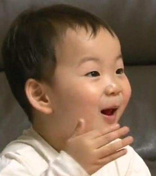 老师反映上课爱接嘴家长怎么沟通,上课总爱接老师话茬的孩子怎么办