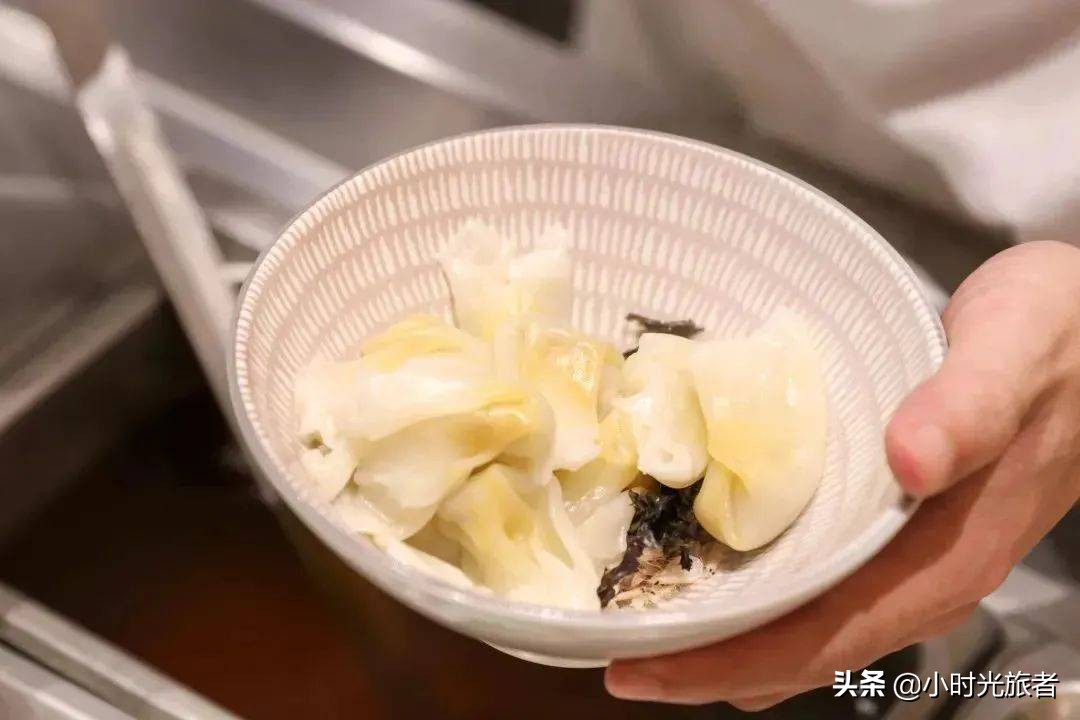 上海五角场顶级酒店自助餐开业，大闸蟹海鲜刺身吃过瘾，太赞了