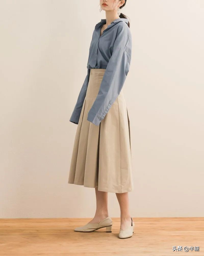 韩剧女主的穿搭连衣裙,韩剧女主穿条纹衬衫