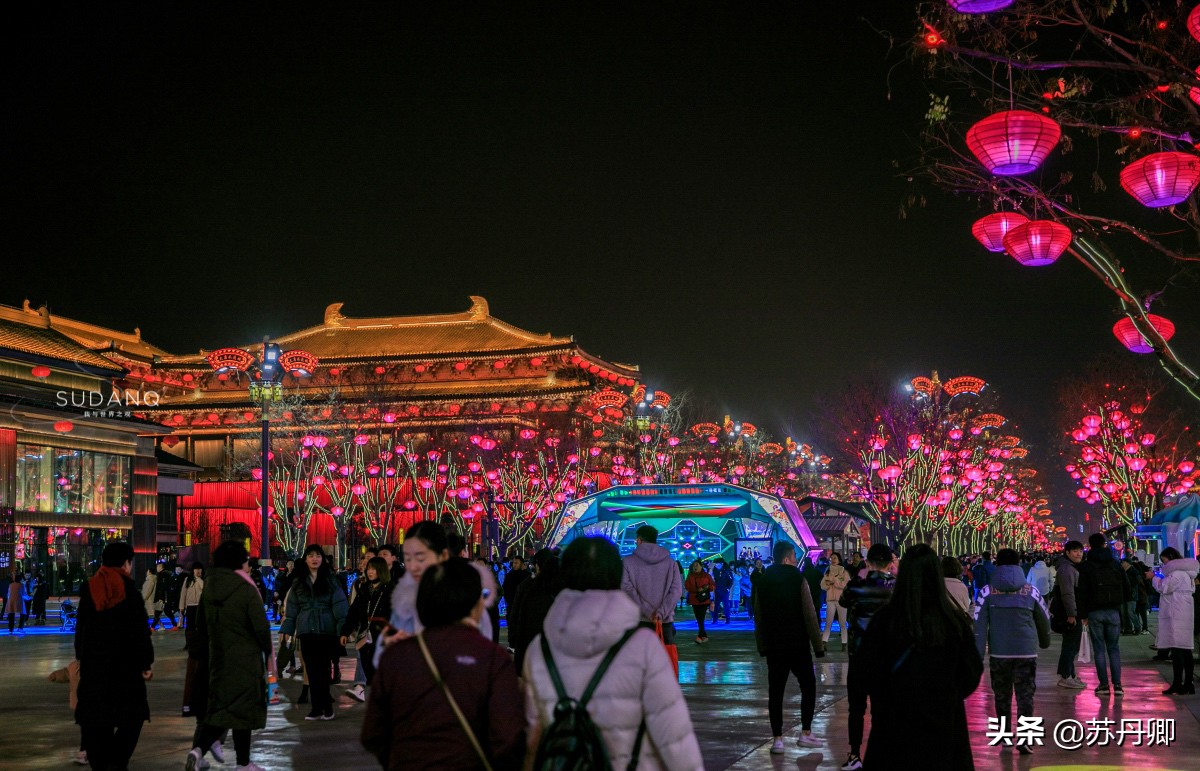 西安大唐不夜城又名灯具城,西安大唐不夜城有意思吗