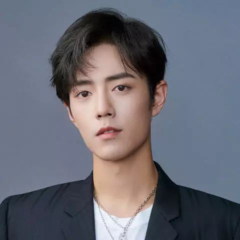 最近泰国人都喜欢用这张图片做手机屏幕