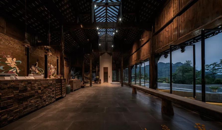 成都出发1.5h,藏在青城后山网红轻奢度假民宿,丨桐去隐泉