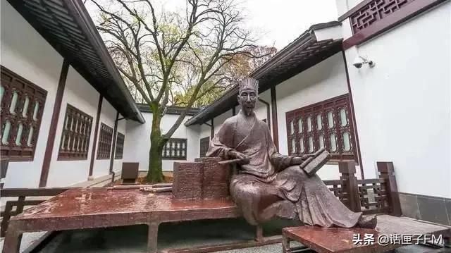 刚刚,复旦大学附属眼耳鼻喉科医院两院区恢复门急诊,记者现场直击