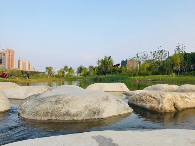 华夏水世界还是灞河水乐园？聪明的西安人都是这么选的