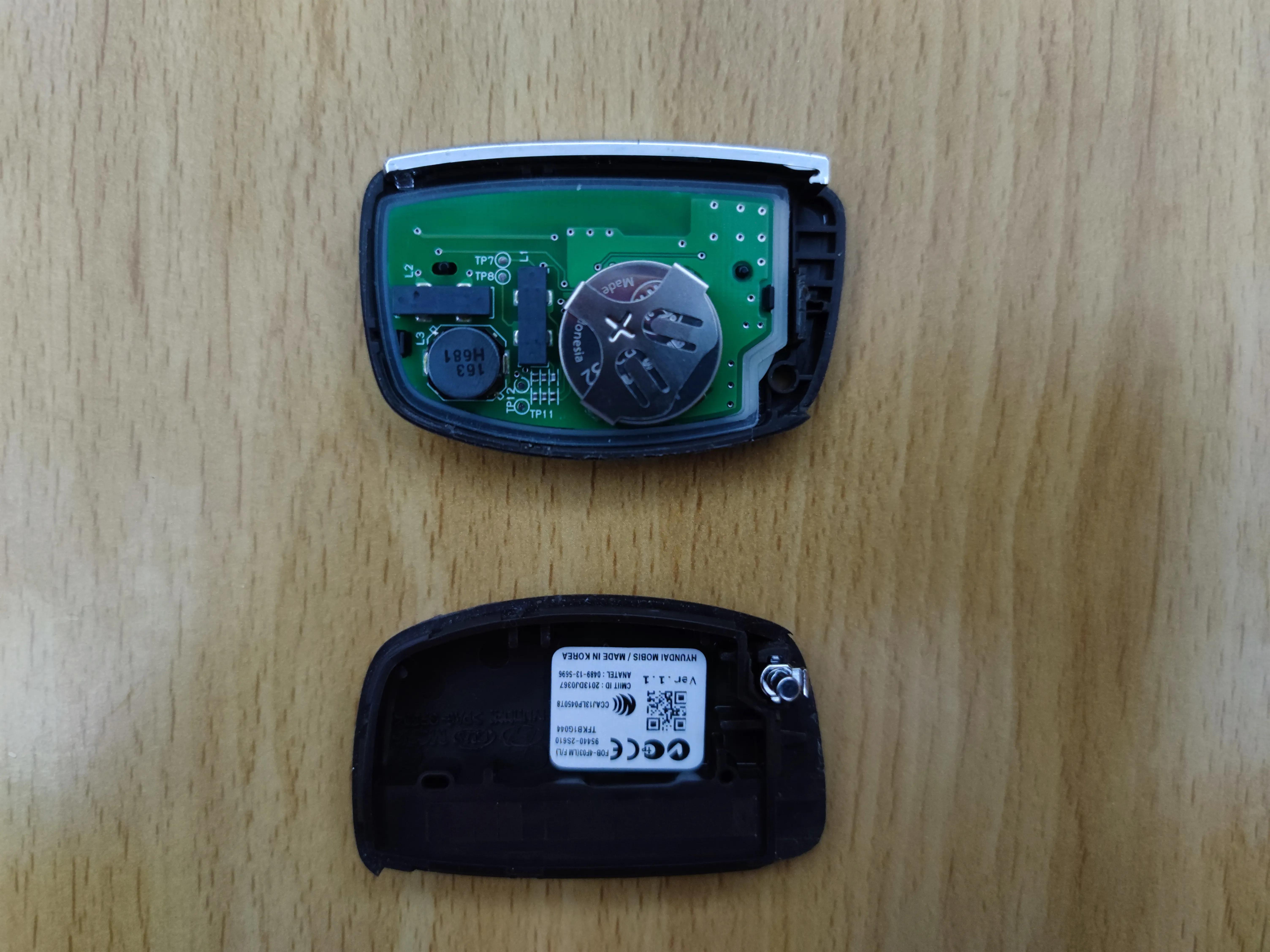 现代ix35遥控钥匙怎么换电池,现代ix35遥控钥匙电池更换