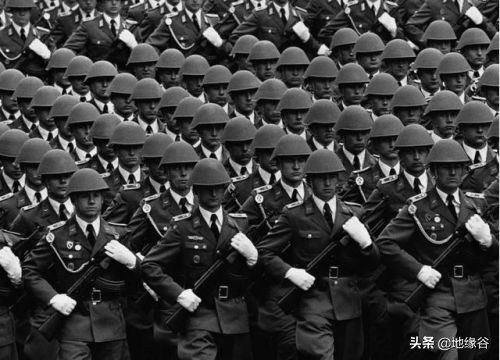 德国被限制军事为什么能发动二战,德国现在军事有没有被限制