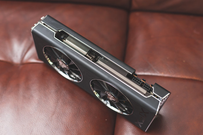 itx顶级主机配置,能提着走的电脑主机