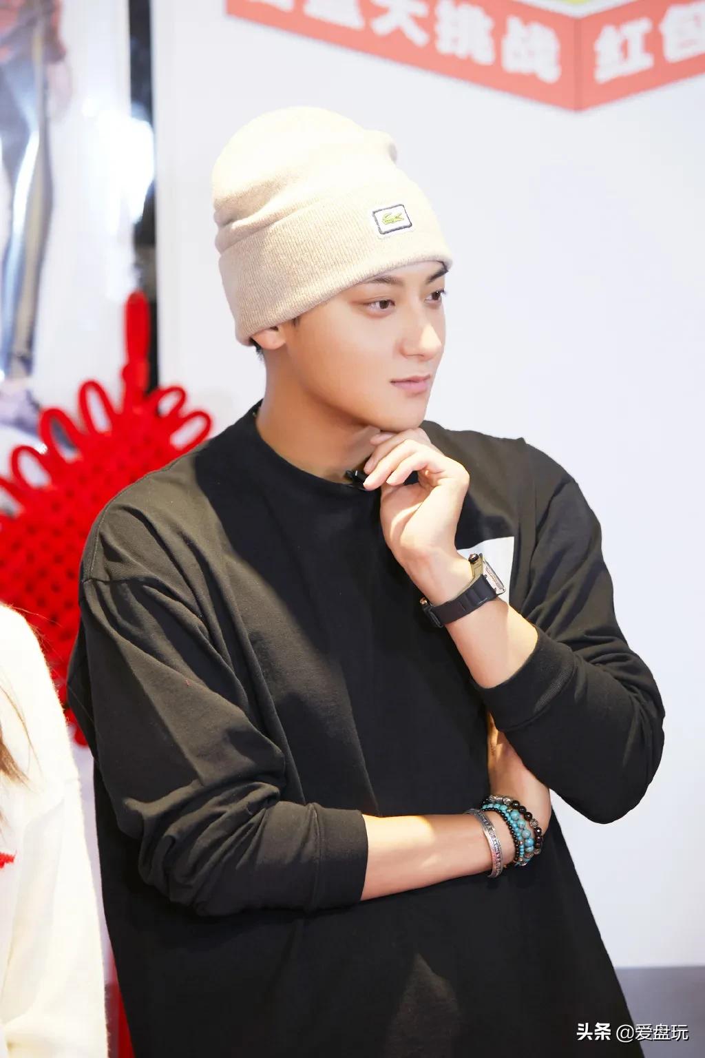 男人戴的串都有什么,男人戴多大手串比较好