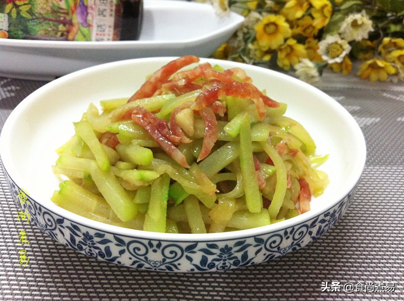 瓜营养丰富味道清甜肉质软,夏季多吃这5种瓜消暑又营养