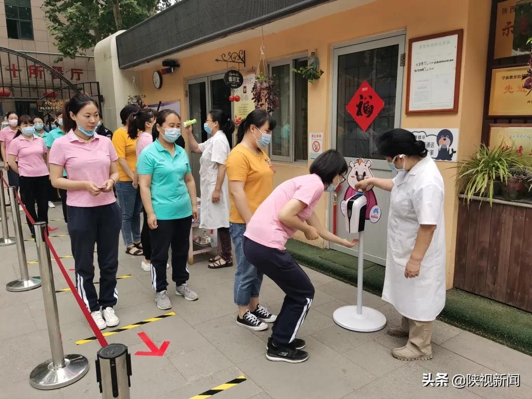 明天到底送不送?陕视记者探班幼儿园,消杀阵仗“吓”到记者