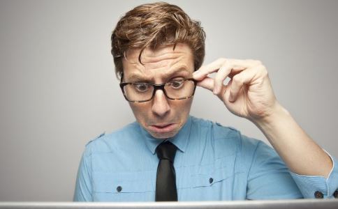 耳朵为什么会发热发红又烫,中耳炎耳朵痒怎么办快速解决方法