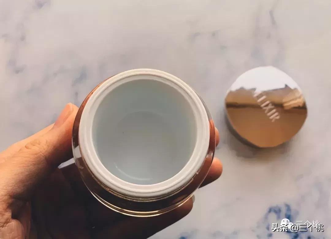 平价又好用的护肤品全套有哪些 (十大平价好用护肤品)