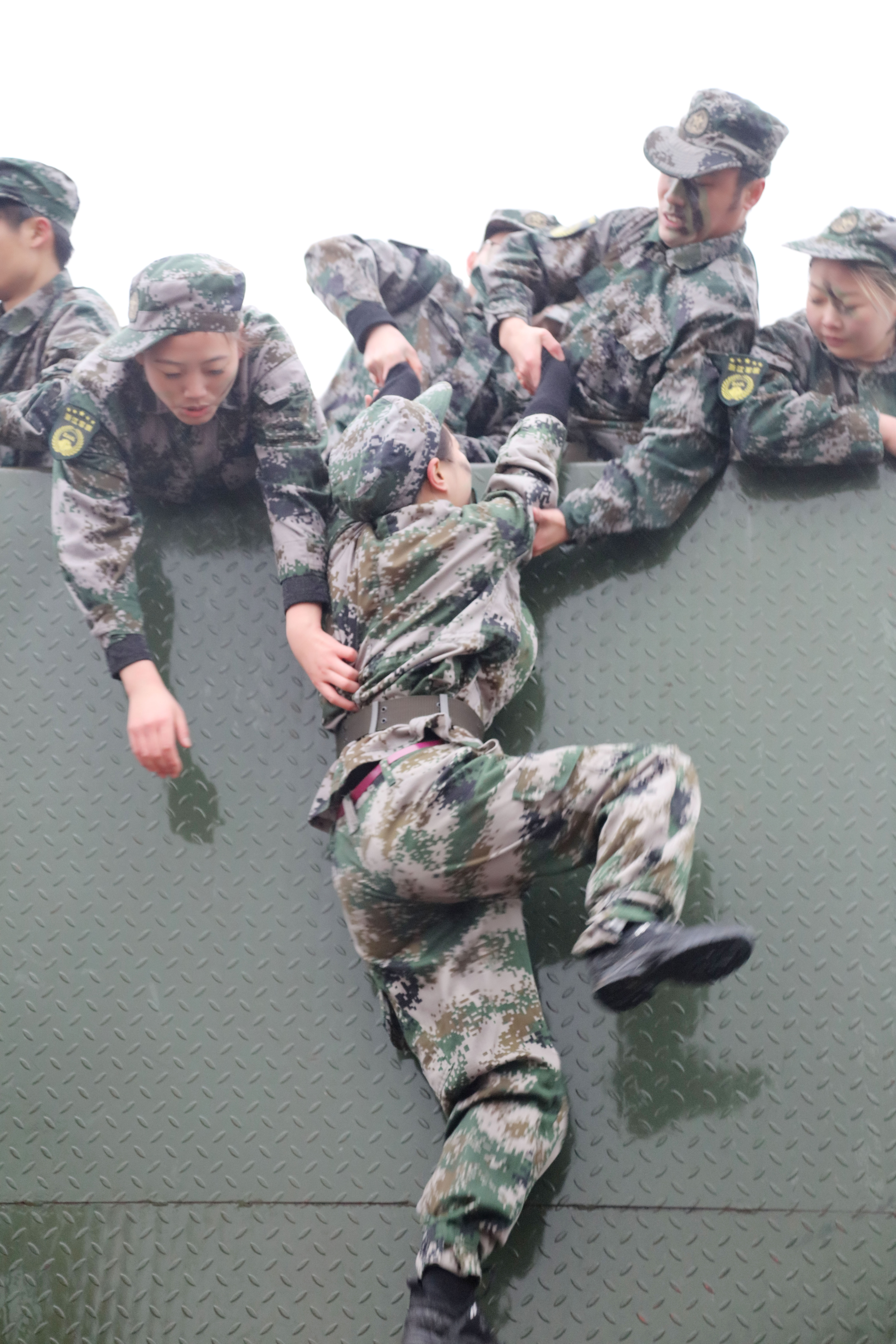 上海尖美尖刀训练，塑造成功自我