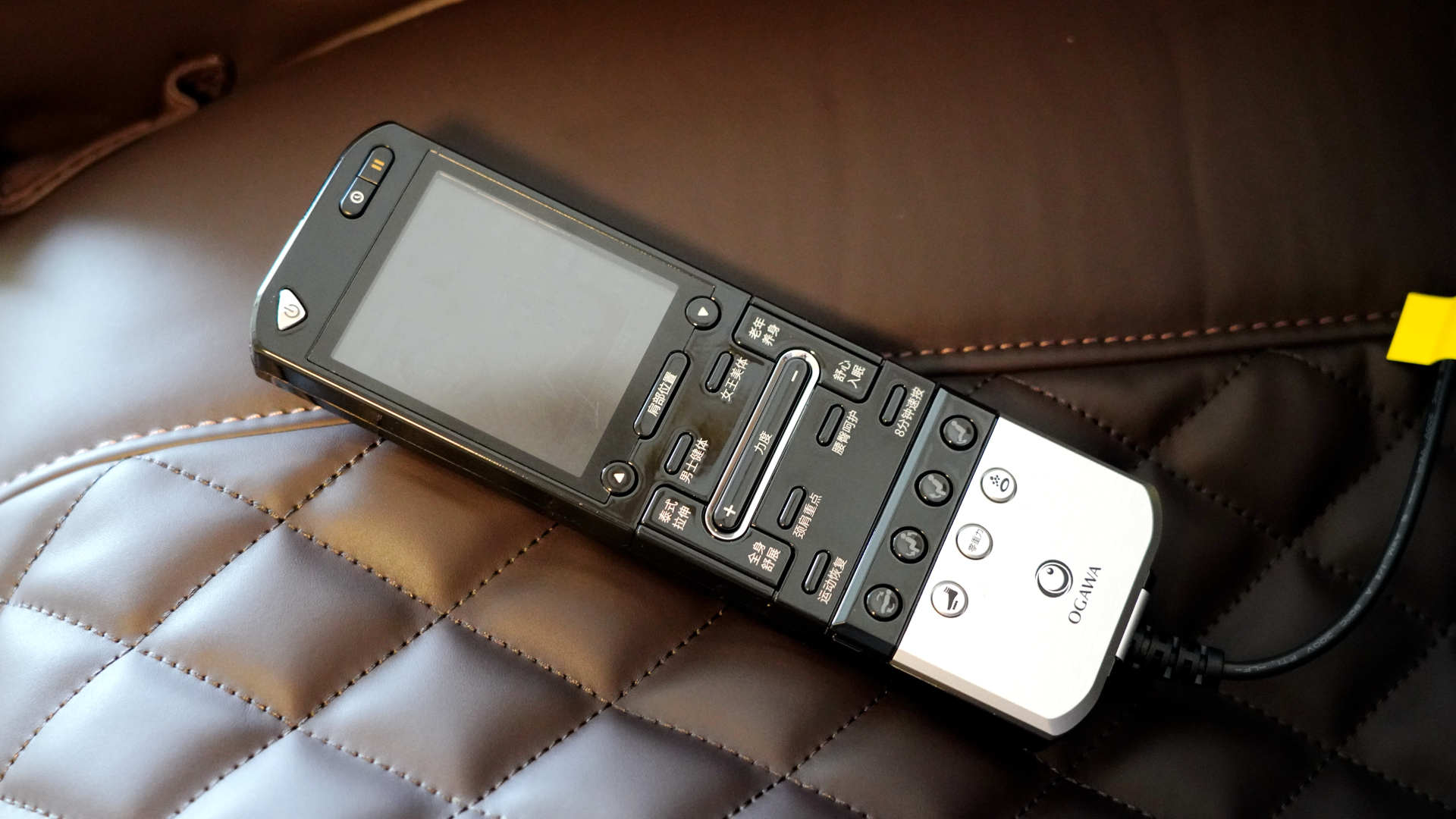 你有多久没有被温柔以待了？让奥佳华解疲大管家按摩椅来试试吧