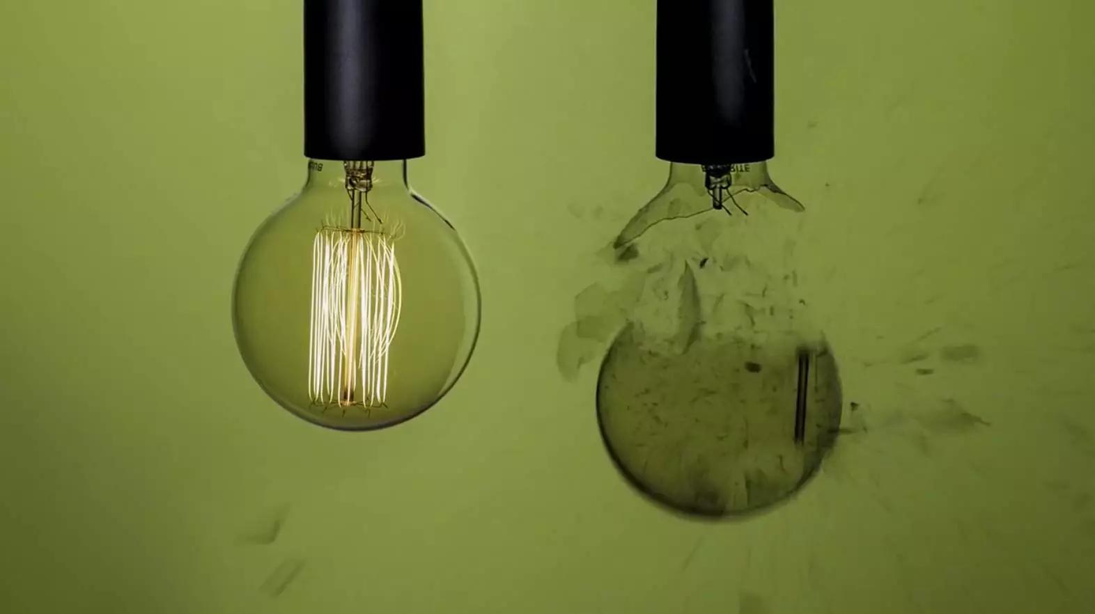 假体隆胸半年后不能做的6件事,假体隆胸8年并发症会呼吸困难吗