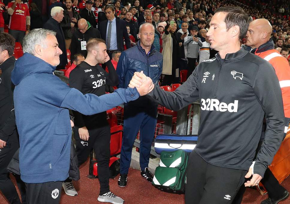 兰帕德在切尔西球员时期,切尔西连胜六轮重新夺回英超榜首