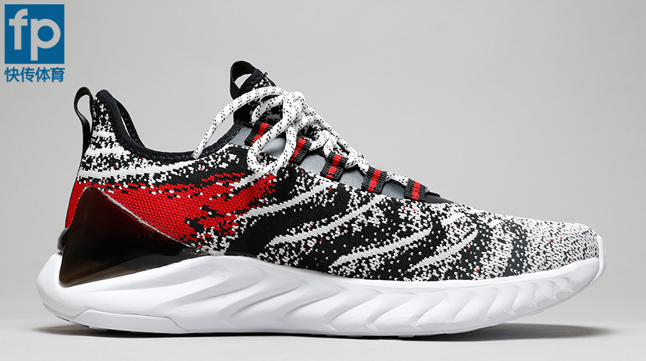 匹克态极2警告色开箱,匹克态极小球测评