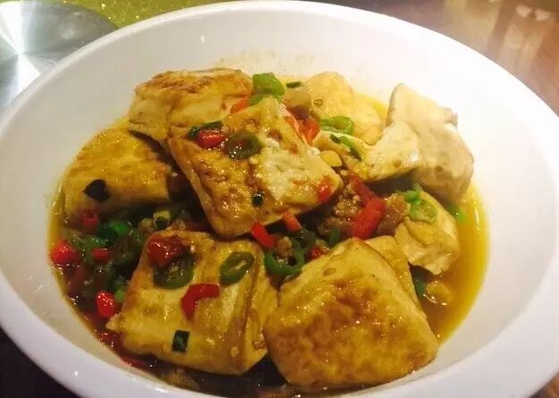 那些不肯去汉阳的，告诉你们！太没口福了！不服来战