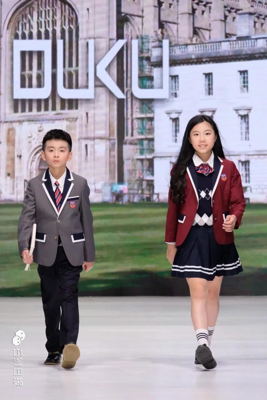 “年度十佳网红主播”评出！大咖云集、新品秀……盛会精彩继续