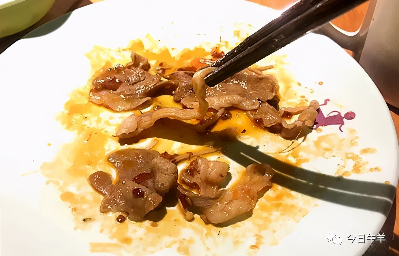 涮锅牛羊肉怎么区分真假,如何分辨涮牛肉真假