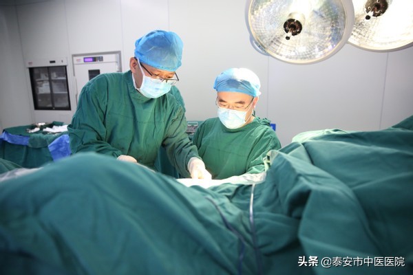 坏死的股骨头还能保得住吗？——*安泰**市中医医院脊柱外科助力患者进行股骨头坏死保髋治疗