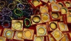 差的玉镯戴久了会变成好玉么,戴了十几年的玉镯子打碎了